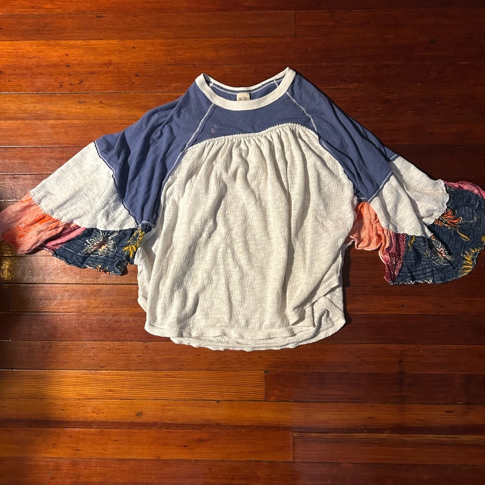 We the Free Raglan Sleeve Top Friday Fever xs
